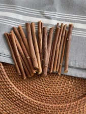 Neem Datun Chewing Sticks Natural Herbal Cleaner Toothbrush Healthly Teeth Gums 