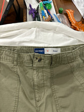 Old Navy Teens Baggy Green Cotton Cargo Pants L Waist 16 Button Flat Front