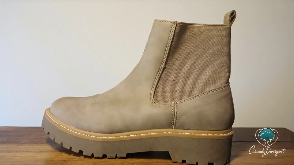 女士 Dolce Vita 米色人造皮革 Lobera 靴子 8 码 — 第 2/4 张图片