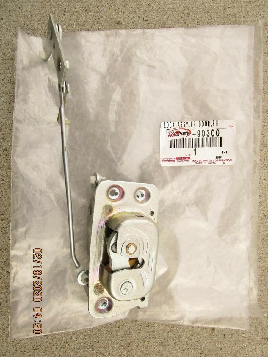 75 - 82 TOYOTA LAND CRUISER BJ40 FRONT RIGHT SIDE DOOR LOCK LATCH