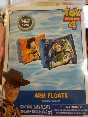 toy story 4 swimming