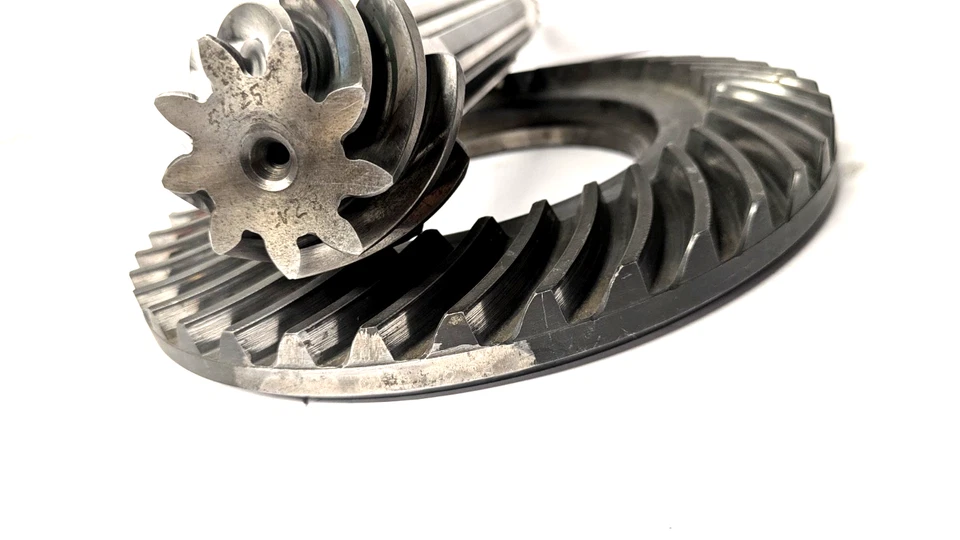 Porsche 911 930 turbo Transmission Ring and Pinion Gear Set 1978-1989 Date 6/79 - Image 2 of 4