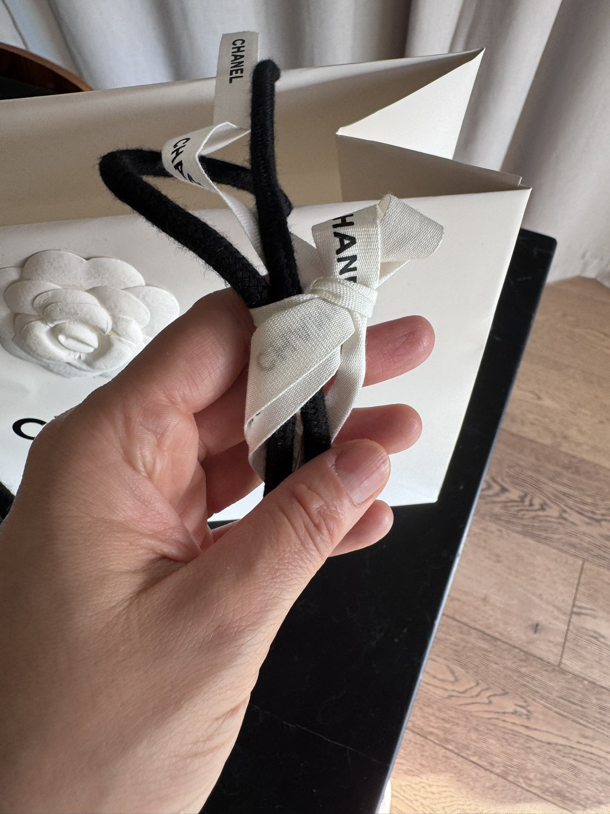 Chanel Small Empty Gift Bag White Paper thumbnail 7