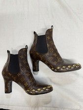 Louis Vuitton M High (3-3.9 in) Heel Height Boots for Women for