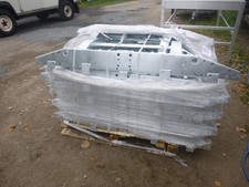 STC8651 Land Rover Defender 110 TDI Hecktraverse verzinkt (art.H)