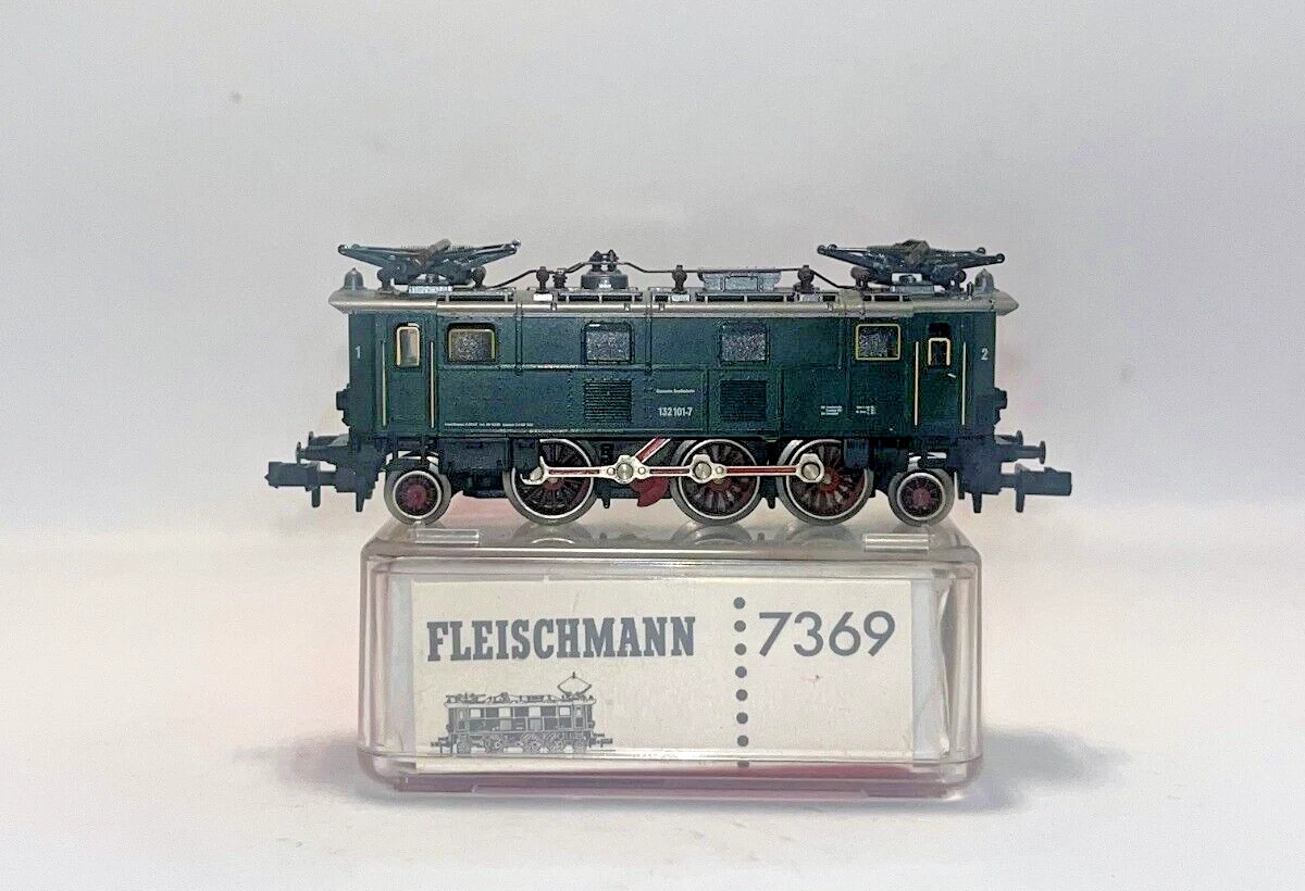 N Scale Fleischmann Piccolo 7369 BR 132 Electric Locomotive