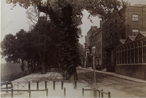 LONDON, Richmond and Windsor 1890s ALBUM of 20 original photographs - Picture 17 of 24
