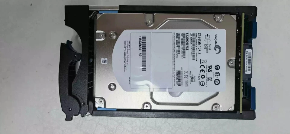 EMC VNX 300GB 005049271 005049273 005049671 15K SAS Storage Hard Disk Drive - Image 3 of 4