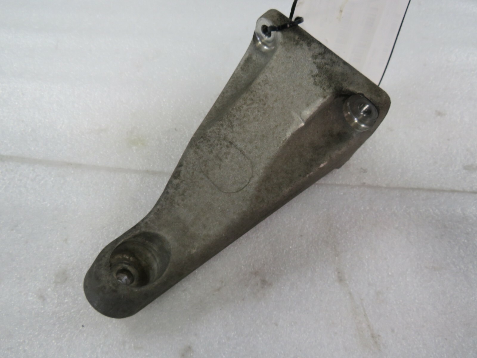 Maserati Granturismo, RH, Right Motor Mount Arm, Used, P/N 222316