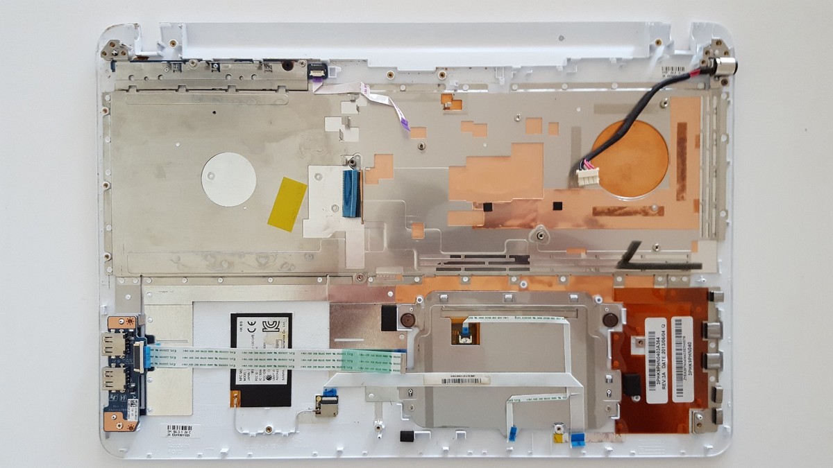 Palmrest Con Tastiera E Touchpad Per Sony Vaio SVF152A29W – Colore Bianco (Usato, Testato) - Foto 3