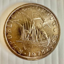 PORTUGAL 5 ESCUDOS 1975 GREAT CONDITION SEE PICTURES *** A-UNC ***