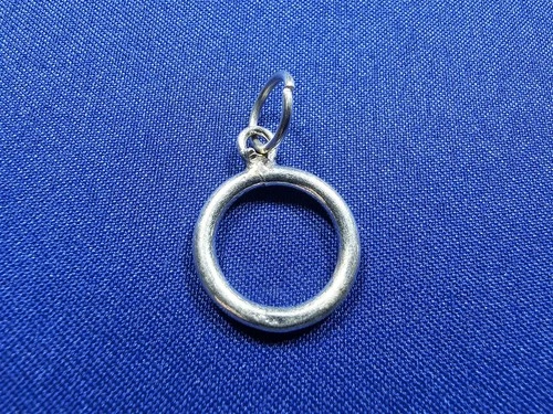 GRANDMA GRABE'S BEAUTIFUL VINTAGE 925 STERLING SILVER RING 1.62G PENDANT