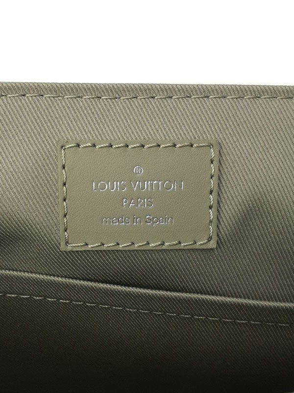 Louis Vuitton Shoulder Gradient Monogram Bag Dist… - image 8