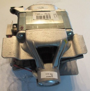 Motor BAUKNECHT WA CARE 544 DI   NR 85835317  MCA 52/64-148/WHE28   LINE S28