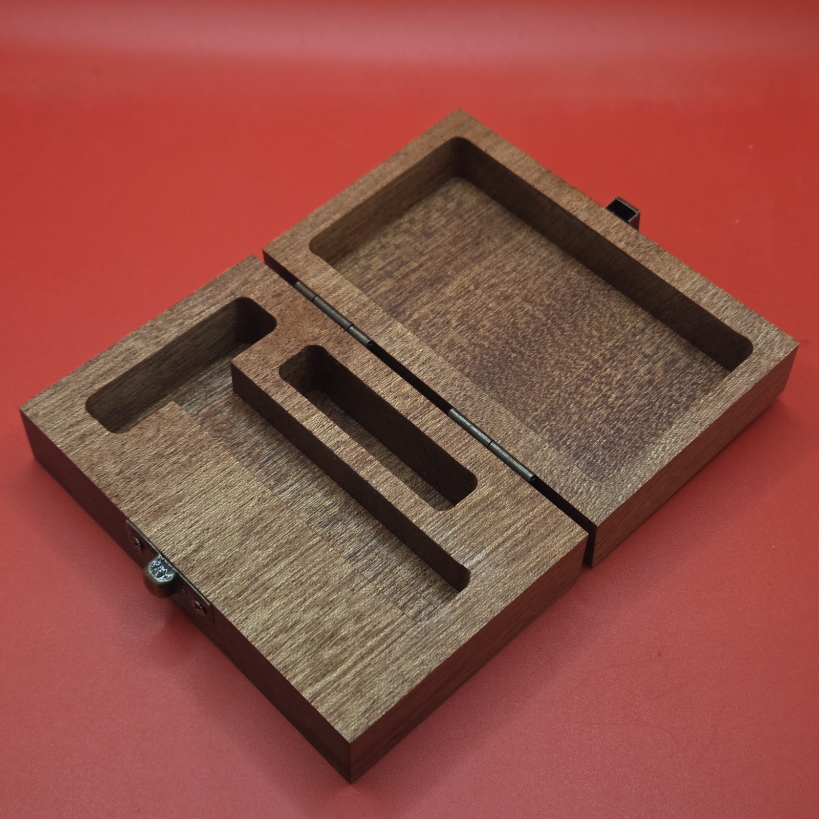 Safety Razor Case. New. Handmade. Premium Mahogany Wood Box For Vintage Razors. 