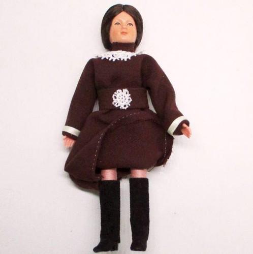 Lady Doll 11 1451 Caco Long Maroon Dress Boots Flexible Dollhouse Miniature - Picture 3 of 6