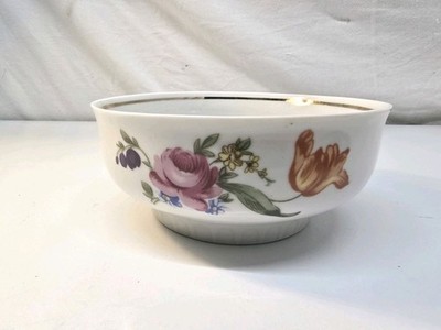 This is a Graf Von Henneberg HEP54 fruit/dessert (sauce) bowl. 