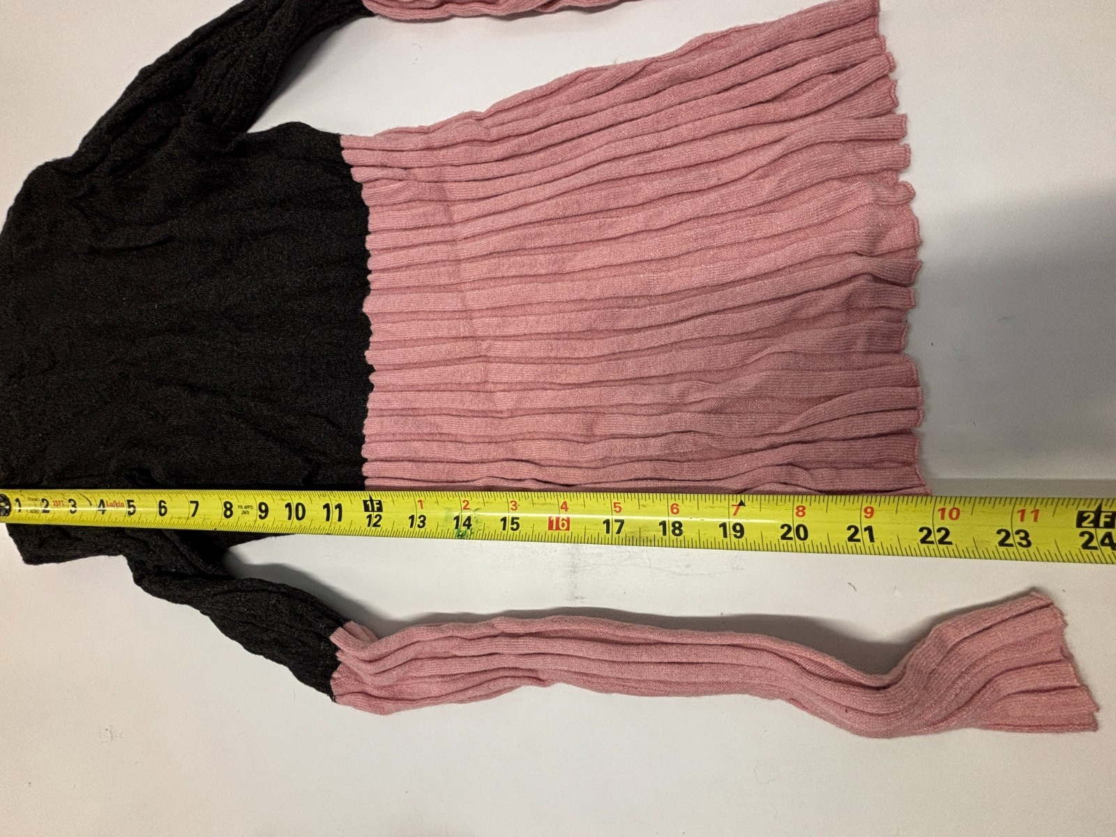 Vertigo Size medium Paris Cable Split Turtleneck … - image 3