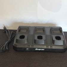 Snap On Tools Cordless Power Tool Charger 3 Triple Bay 7.2v 14.4v 18v Ctc123 Snap On Tools Cordless Power Tool Charger 3 Triple Bay 7.2v 14.4v 18v Ctc123