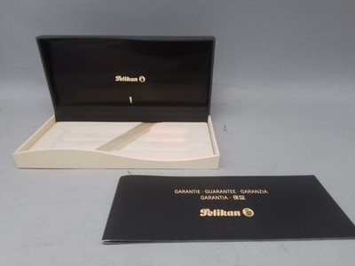 Pelikan Leerbox,Etui,Geschenkbox 2-Farbig Schwarz/Gelb