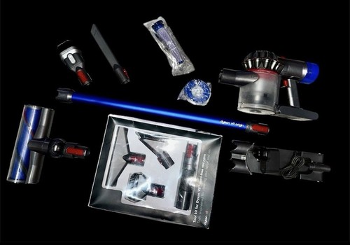 Dyson V8 orgin Akkustaubsauger - gereinigt