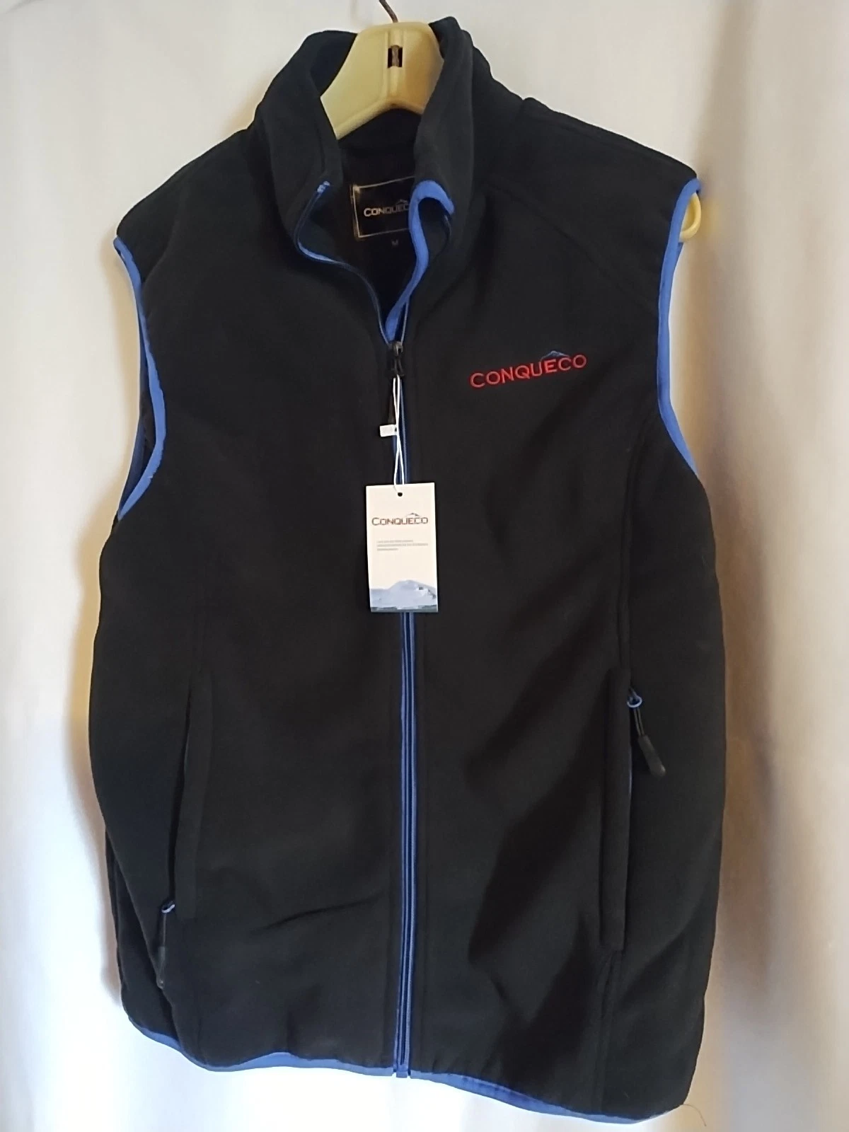 CONQUECO Heated Vest Black Medium Battery Included NEW
