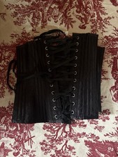 Camellias black boned corset