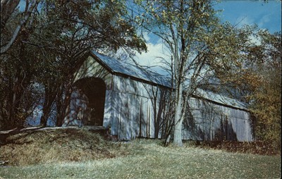 Salisbury Vermont Addison Co Covered Bridge fall foliage mailed 1964 postcard