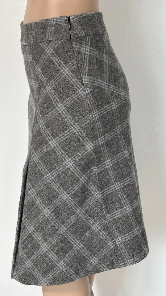 Banana Republic Gray Plaid Skirt Wool Made In Italy Asymmetrical Y2K 2/XS - Image 2 of 4