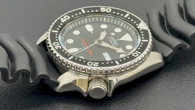 SEIKO SKX007J1 Diver's 200m Automatic Black Dial Rubber Strap