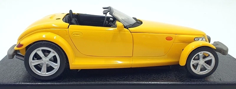 Anson 1/18 scale Diecast 30331 - Plymouth Prowler - Yellow - Image 4 of 4