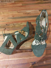Jessica Simpson Women&rsquo;s Green Strappy Open Toe Wedge Heels Ankle Strap Zip 7.5