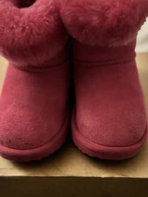 Little Girl UGG boots Size 10 T BAILEY BOW II