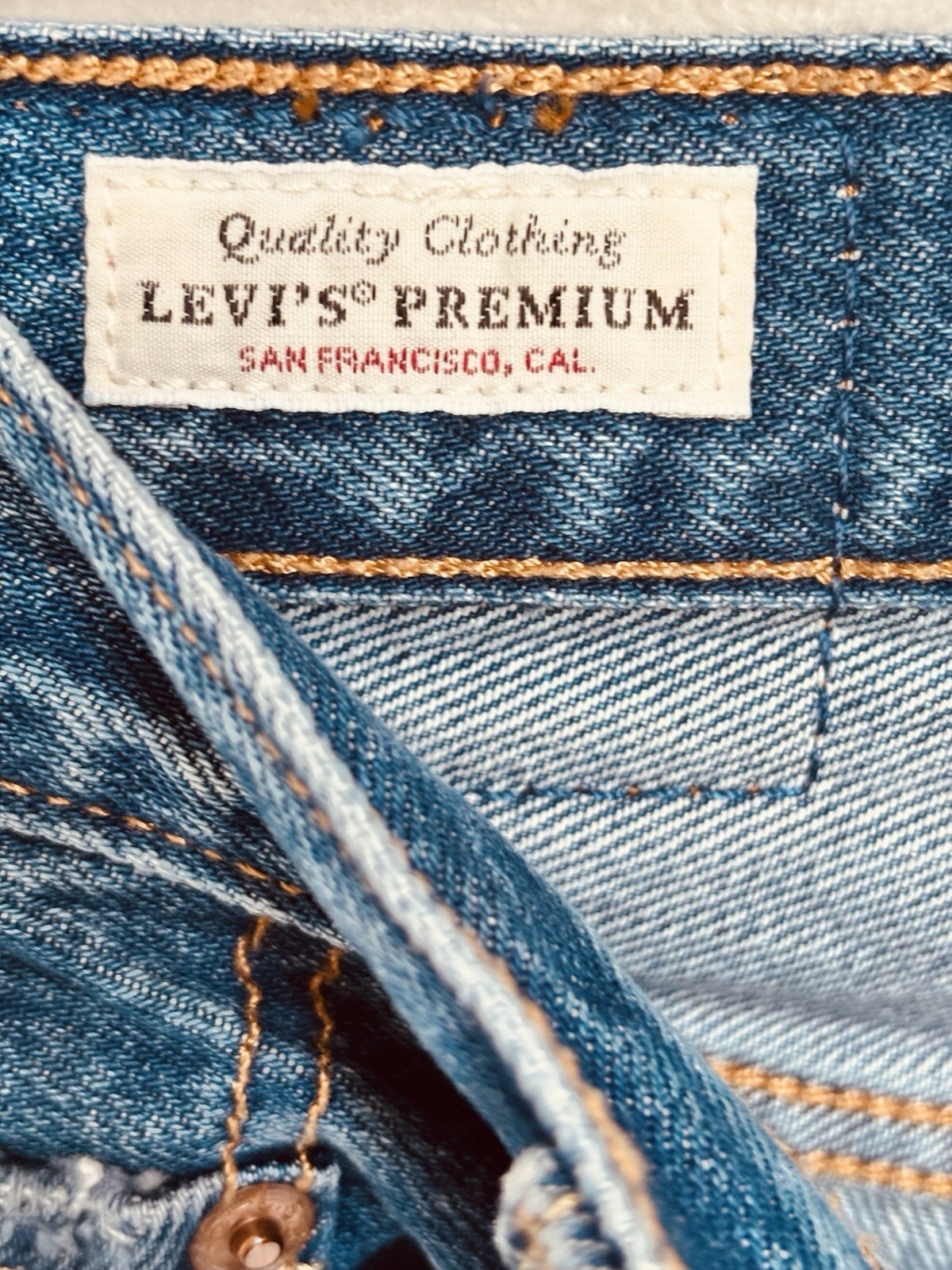 Rare Levi's 90's 501 XX Big 'E' Button Fly Jeans - Vintage Collectible image 4
