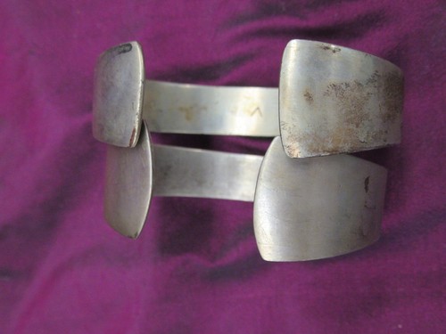 2 vintage / handmade heavy Sterling cuff bracelets Ethnic Tribal ebony wood - Picture 5 of 7