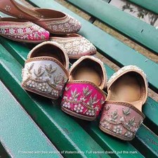 Assorted punjabi Jutti, Bridal Jutti, Handmade Jutti, Mix Colour 8 Pair Of jutti