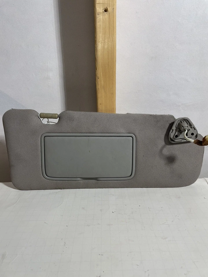 2003-2008 Nissan 350Z Coupe Passenger Upper Sun Visor Right Side OEM 5122 - Image 2 of 3