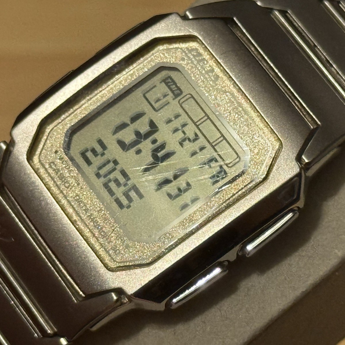 Casio ME-120 Meta Data Memory Vintage Meza 1828 Mod Men