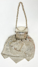 Vitg Whiting and Davis Expandable Top Silver Mesh Purse Beggars Bag collectible