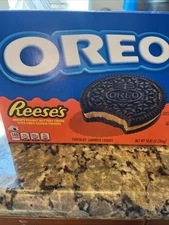 NEW OREO REESE'S PEANUT BUTTERY CREAM CHOCOLATE SANDWICH COOKIES LIMITED EDITION