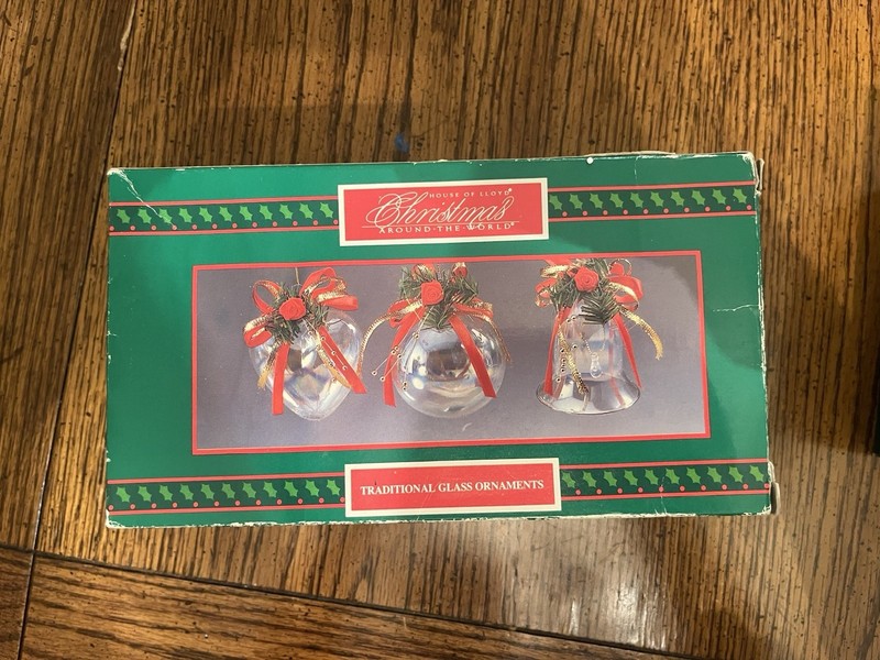 House Of Lloyd Christmas Around the World Traditional Glass Ornaments Set 3 G8