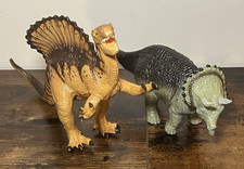 The Carnegie Safari Vintage 1988 Triceratops  1992 Spinosaurus Dinosaur Figures
