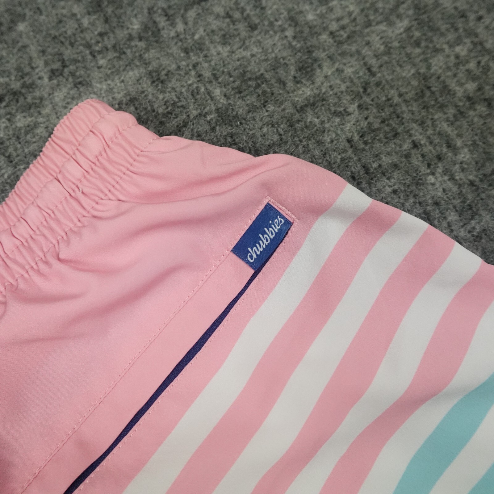 Chubbies Shorts Mens Small Pink Lined Classic Swim Trunk The On The Horizons -