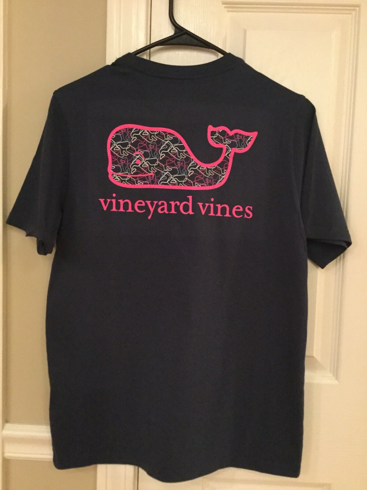 Vineyard Vines Men's Short Sleeve Pocket Tee – Turtles & Starfish Whale Design, 100% Cotton, Multiple Sizes