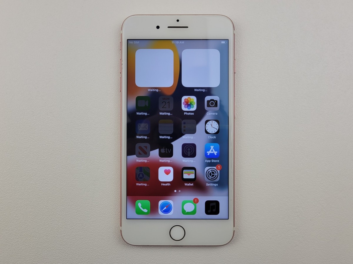 Apple iPhone 7 Plus (A1661) 256GB (Unlocked) Smartphone - SMALL