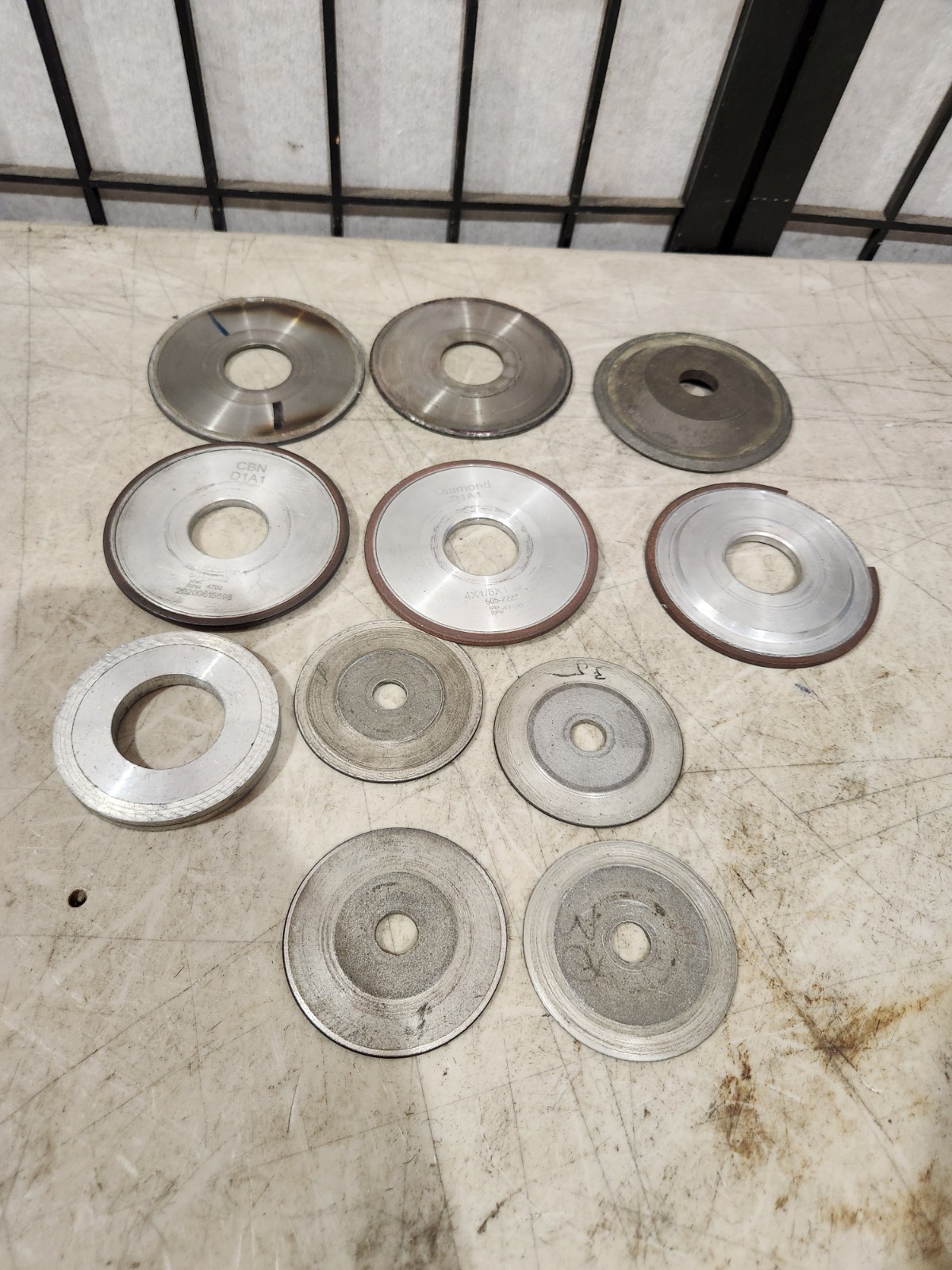 LOT OF DIAMOND D1A1 GRINDING WHEEL