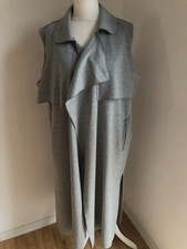 Grauer ärmelloser Mantel Gr. L von Charles Vögele