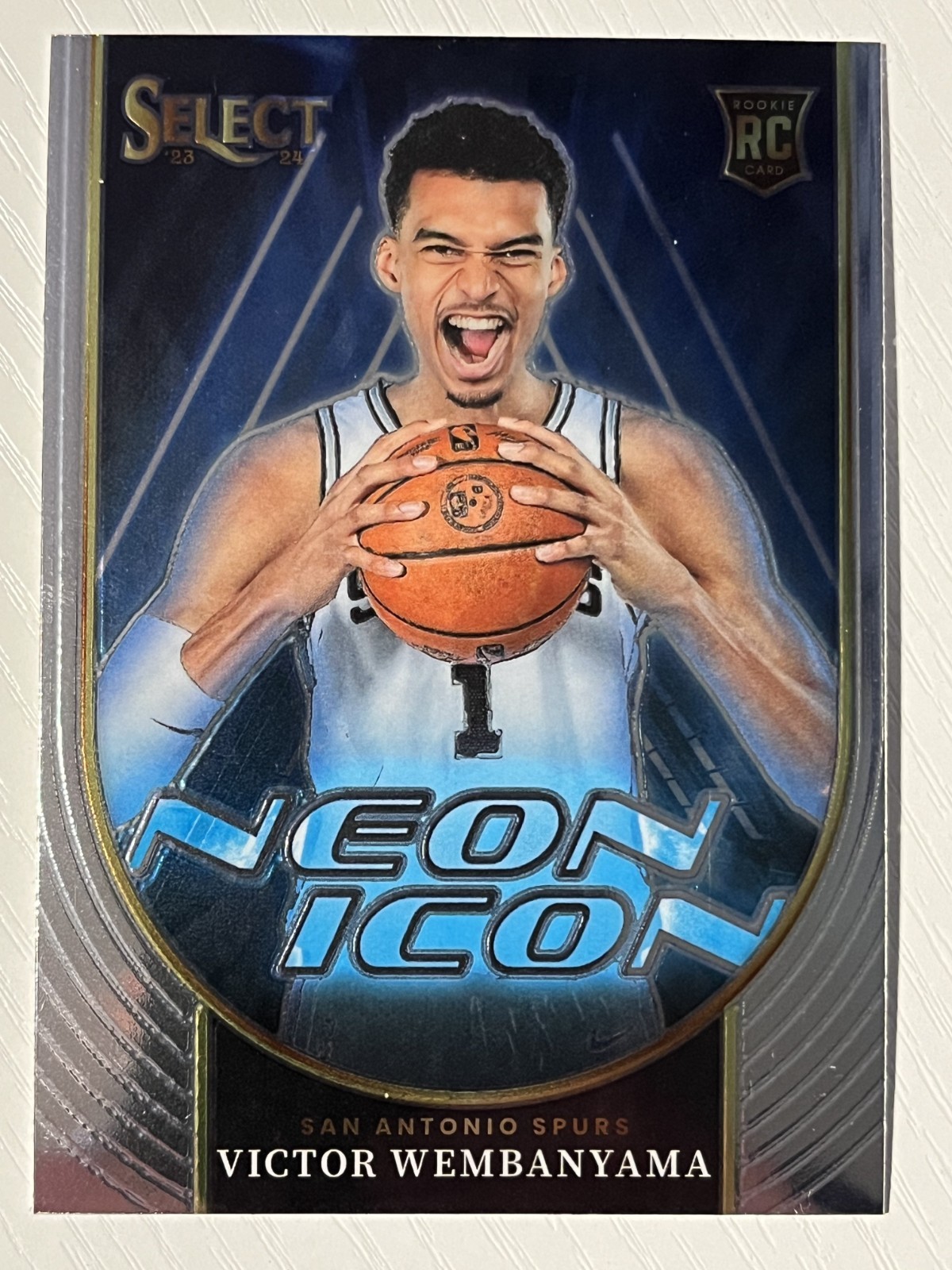 Victor Wembanyama 2023-24 Panini Select Neon Icon RC #13 San Antonio Spurs