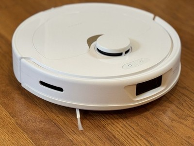 Roborock Q Revo QXOPEA (Robot Only), 70 Hrs, Excellent Cond, Fully