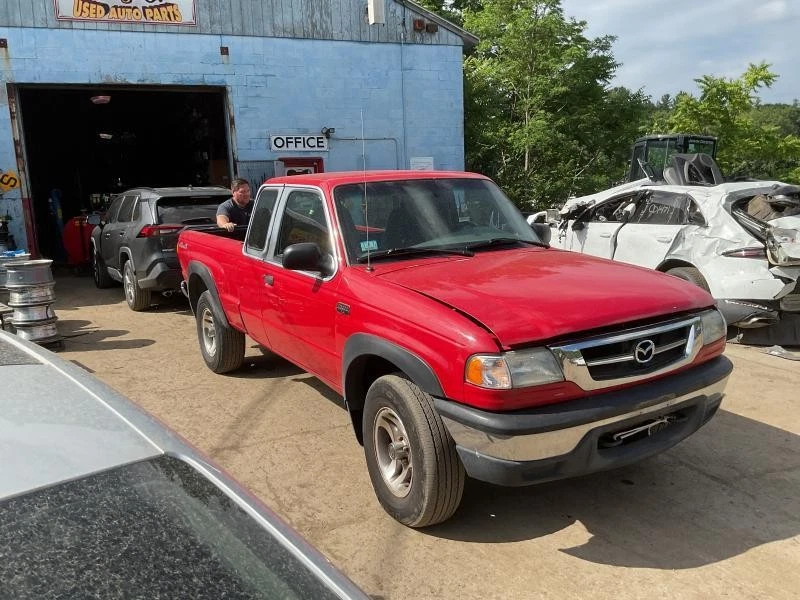 Rejilla MAZDA B3000 PICKUP 01 02 03 04 05 06 07 08 Foto 2 de 4